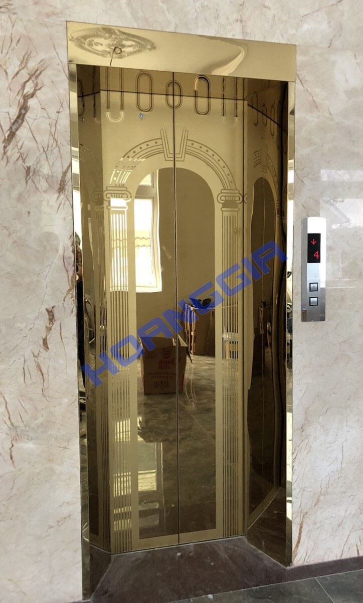 ET Gold Door 02